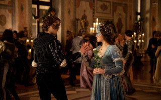 Man woman period costumes hall - movie still free wallpaper