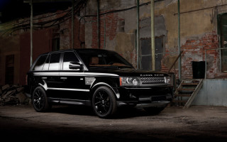 Black range rover broken window - the side of the building free wallpaper
