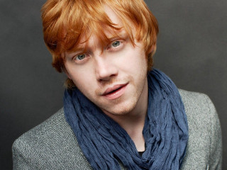Man red hair serious scarf - ed benedict free wallpaper