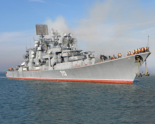 Large gray ship people water - a large gray ship free wallpaper