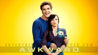 Awkward man woman yellow background - fletcher martin free wallpaper