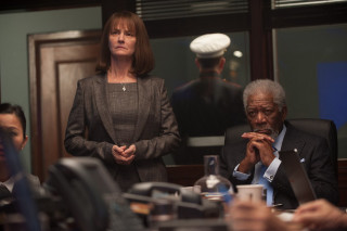Woman suit meeting hologram blurry - other person free wallpaper