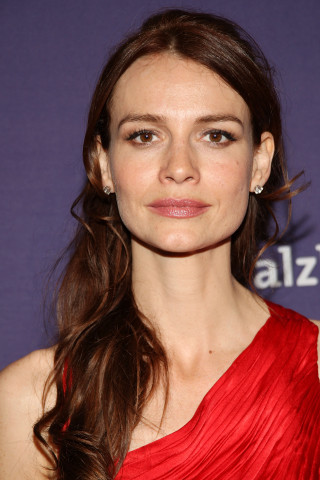 Woman red dress party smile - neoplasticism free wallpaper