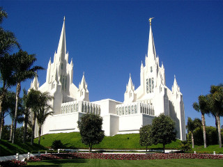 Large white church steeple clock 2 - kinkade free wallpaper