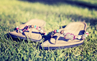 Sandals grass beads straps pair - bead free wallpaper