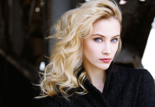 Blonde blueeyes blackjacket cow portrait - black jacket free wallpaper