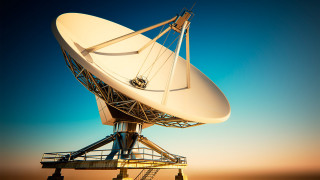 Satellite dish desert sunset blue - a blue sky in the background free wallpaper for desktop