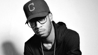 Man baseball cap glasses sitting - his neck free wallpaper for desktop
