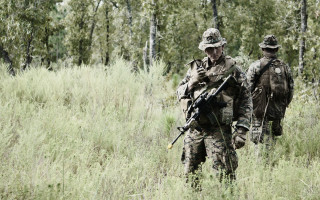 Soldiers walking field trees background - carl gustaf pilo free wallpaper