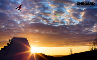 Person jumping snowboard sunset sun - a snowboard free wallpaper