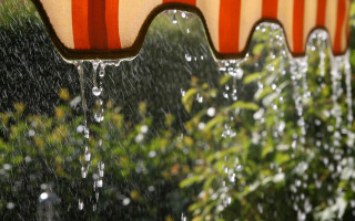Lamp water greenbush rain bokeh - water free wallpaper