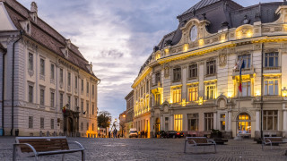 City street dusk cloudy sky - ferenc joachim free wallpaper