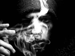 Man beanie smoking cigarette dark - his mouth free wallpaper