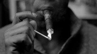 Man smoking cigarette black white 2 - bruce gilden free wallpaper