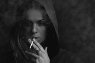 Woman smoking cigarette black white - a woman smoking free wallpaper