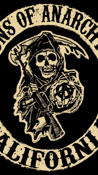 Skull pirate hat sword circle - a skull free wallpaper