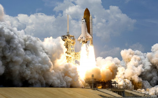 Rocket launch smoke billowing backend - gear free wallpaper