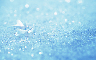 Diamond blue background water droplets - conceptual art free wallpaper