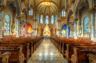 Gothic church pews stained glass - stained glass window free wallpaper