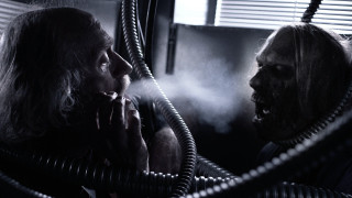 Man woman dark room hose - a hose free wallpaper