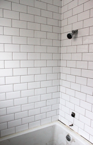 White tiled bathroom mosaic shower - clean free wallpaper