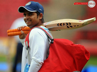 Man holding baseball bat carrots - bholekar srihari free wallpaper