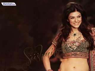Woman sari blouse posing smiling - her hip free wallpaper
