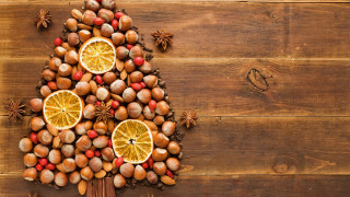 Christmas tree fruit nuts ornamental - fruit free wallpaper