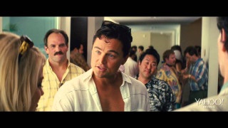 Man white shirt talking group - epic scene free wallpaper