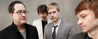 Group men wall gray background - doc hammer free wallpaper