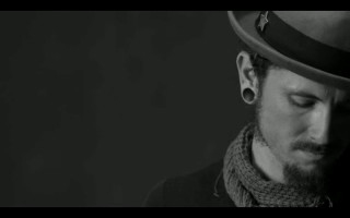 Man hat scarf earrings looking - steampunk free wallpaper