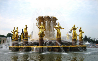 Fountain statues water clouds sky - the water and a sky background free wallpaper