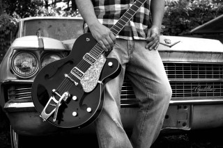 Man guitar car field vintage - a guitar free wallpaper