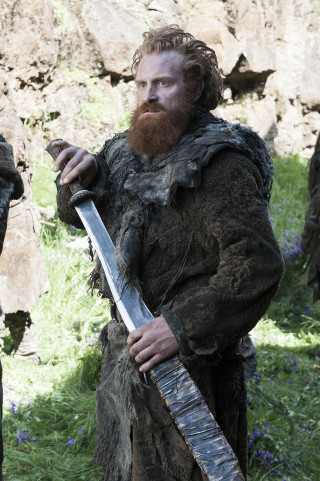 Man fur coat sword field - adam bruce thomson free wallpaper