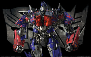 Big robot glowing eyes holding - weta digital free wallpaper