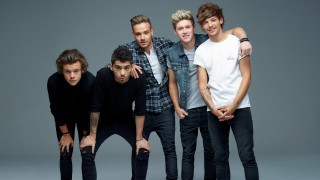 Young men group gray background - photoshoot free wallpaper
