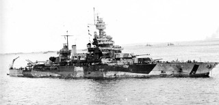Battleship ocean boat water floating - a large battleship free wallpaper
