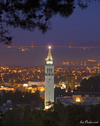 Clock tower city night lights - a tilt shift photo free wallpaper