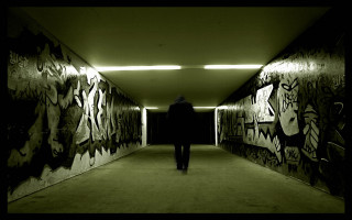 Graffiti hallway man long hair - graffiti free wallpaper