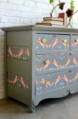 Painted dresser book vase flowers - painted free wallpaper