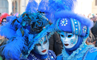 Masked feathered faces blue black - two person free wallpaper