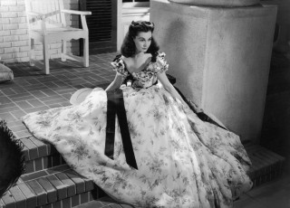 Woman long dress sitting step - a long dress free wallpaper