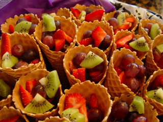 Fruit cups purple cloth berries - dom qwek free wallpaper