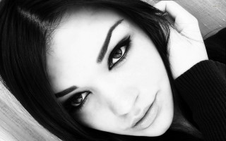 Black hair black sweater gothic - a black sweater free wallpaper