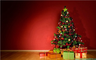 Christmas tree presents wooden floor - a red wall free wallpaper