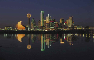 City skyline reflection water night 5 - a reflection free wallpaper