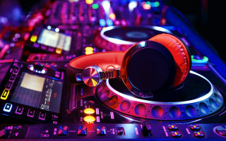 Dj mixing equipment headphones lights - a dj free wallpaper