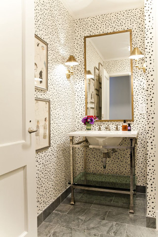 Bathroom sink mirror picture vase 2 - a sink and a mirror free wallpaper