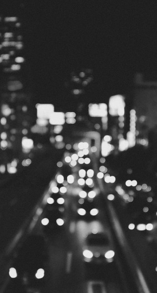 Busy highway night black white - car free wallpaper