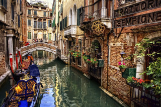 Boat canal city buildings flowers - evgeny lushpin free wallpaper